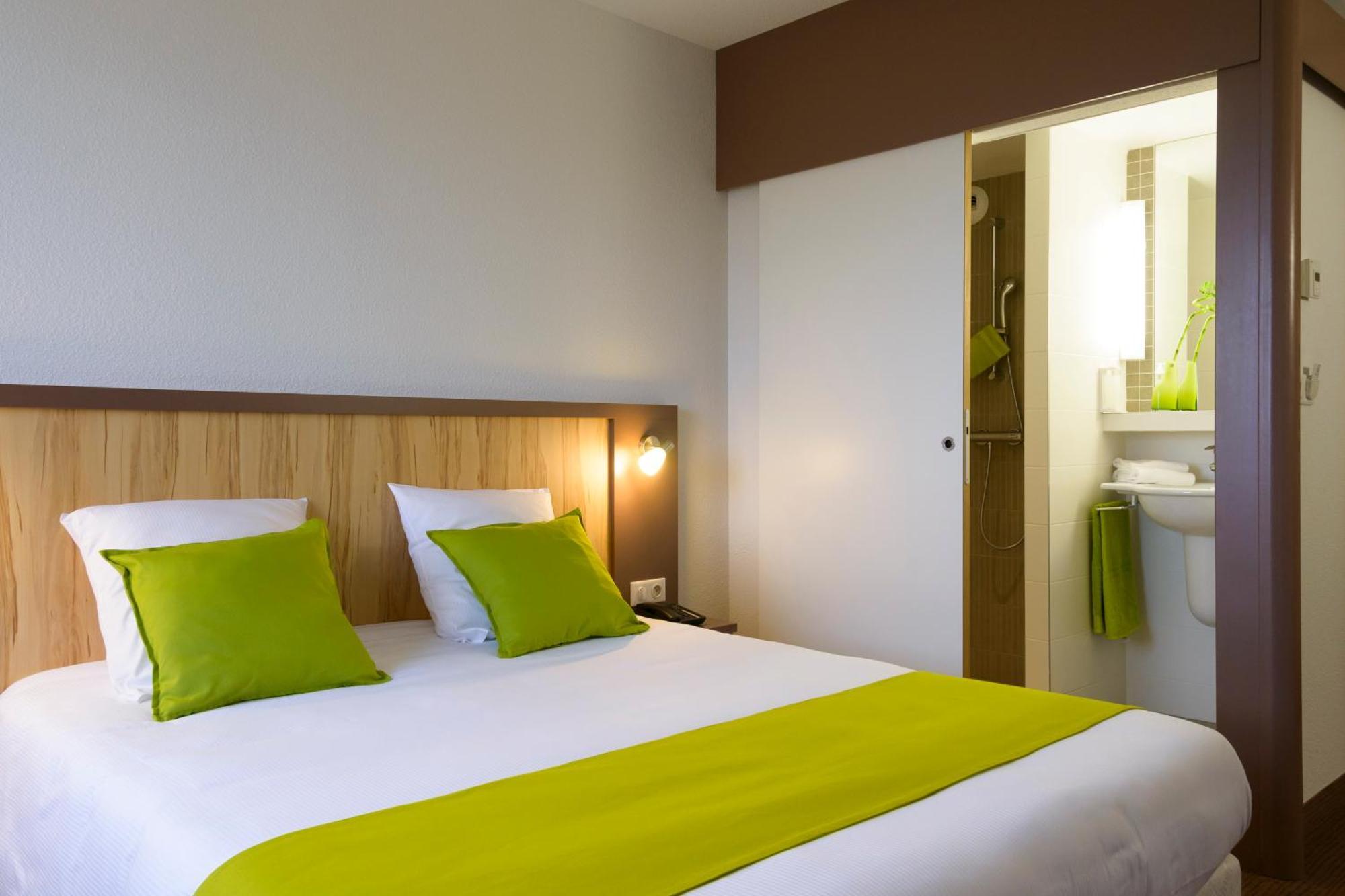 Brit Hotel Reims Croix Blandin Екстериор снимка