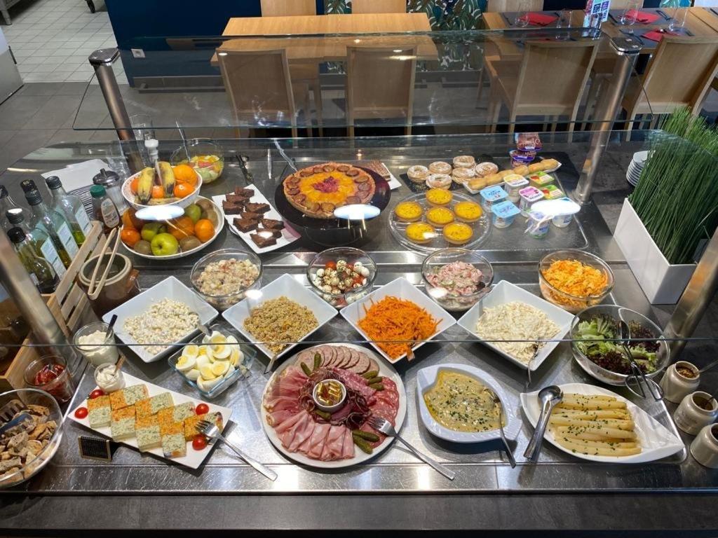 Brit Hotel Reims Croix Blandin Екстериор снимка