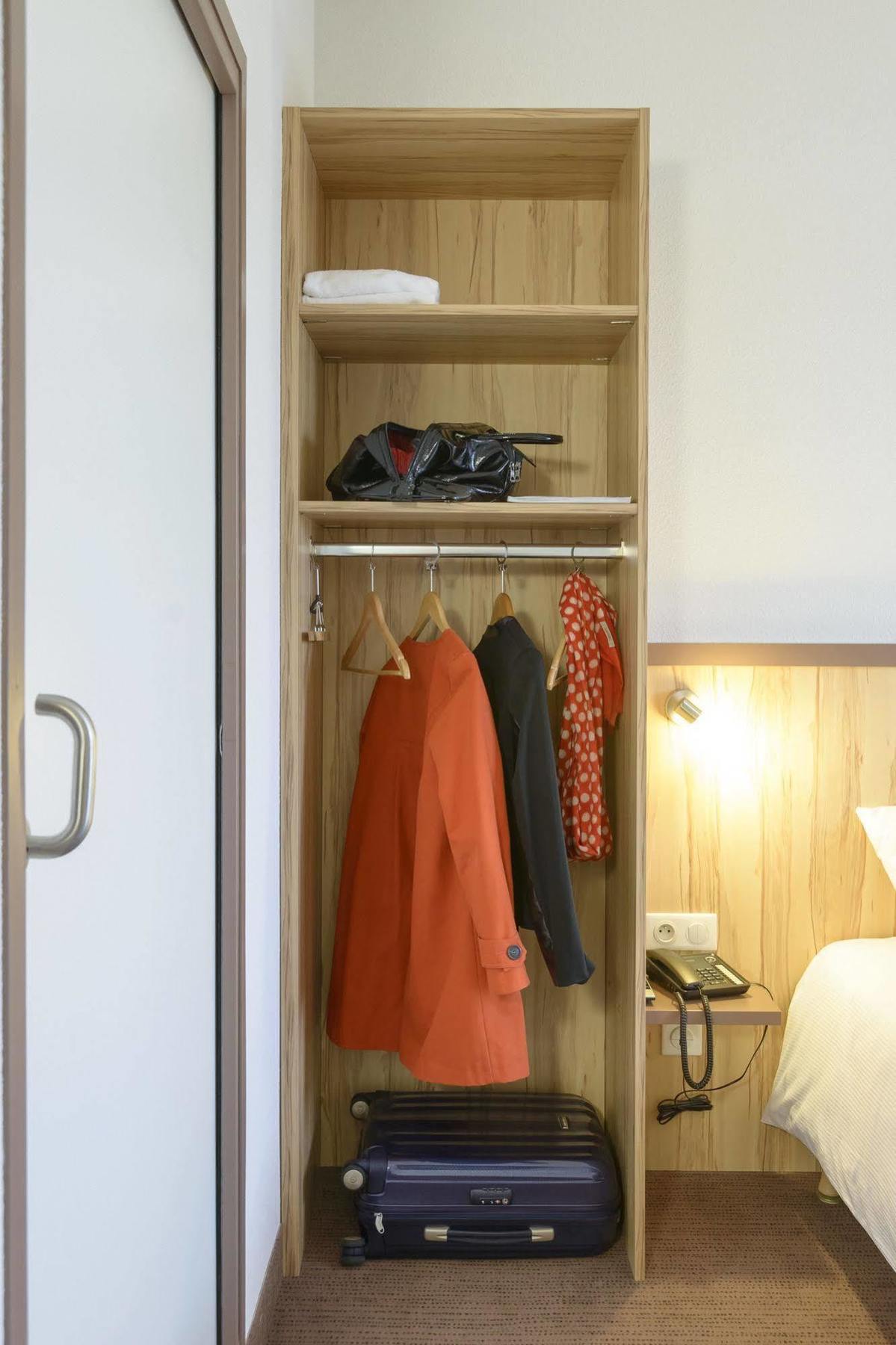 Brit Hotel Reims Croix Blandin Екстериор снимка